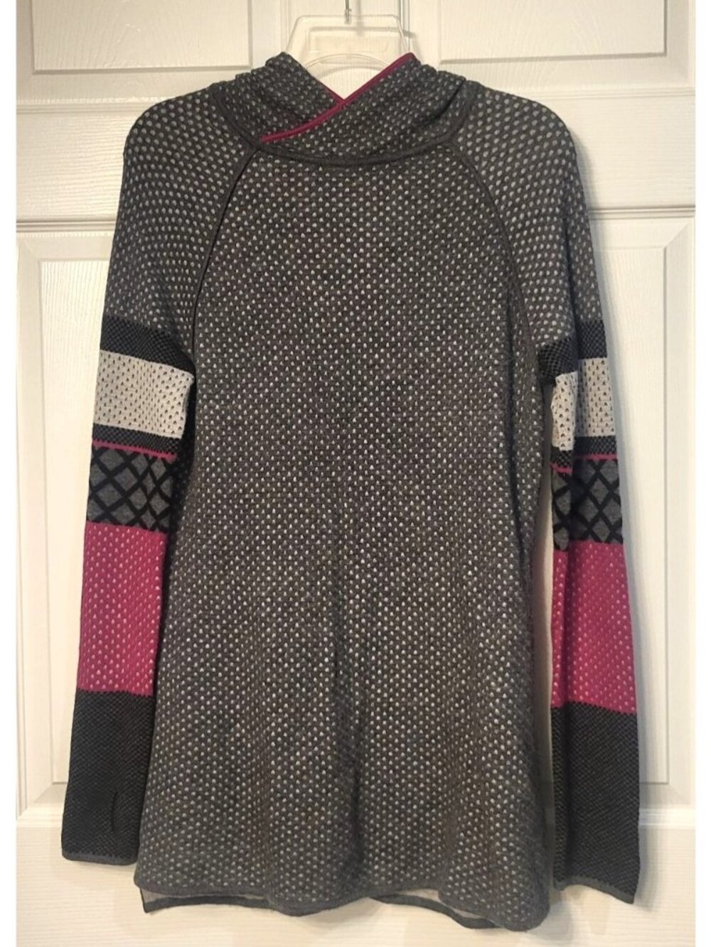 Krimson Klover Mover Maker Tunic Wool Silk Sweater M Pocket Thumbholes Hood